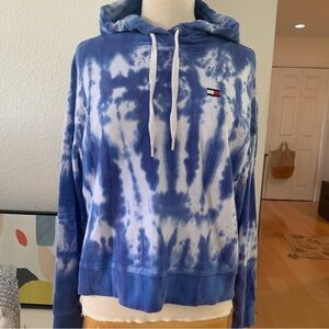 Tommy Hilfiger Tie Dye hoodie/ sweatshirt; 100% cotton; blue and white; Medium